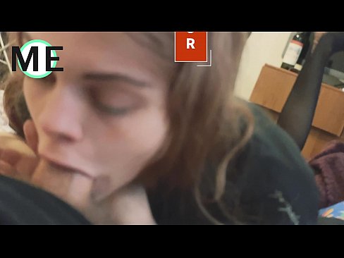 ❤️ Кур за грло, искинати гаќички и искинати штикли убаво да се запознаат ❤️ Порно кај нас ❌❤